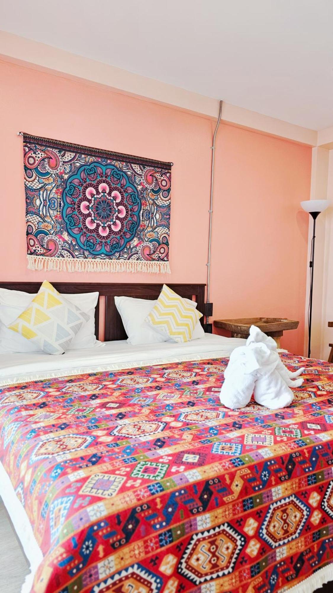 Elegant Lanna Guesthouse チエンマイ エクステリア 写真