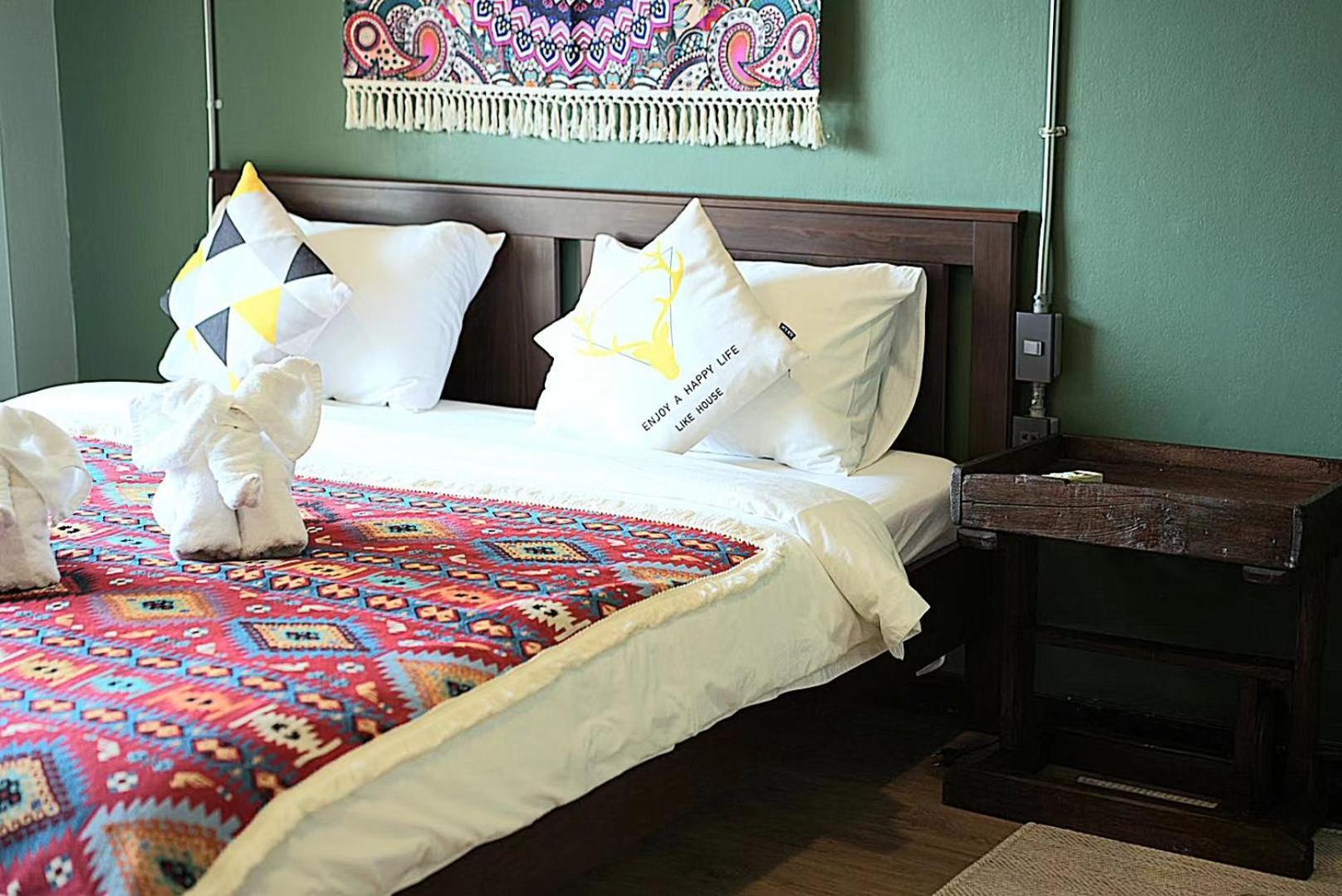 Elegant Lanna Guesthouse チエンマイ エクステリア 写真