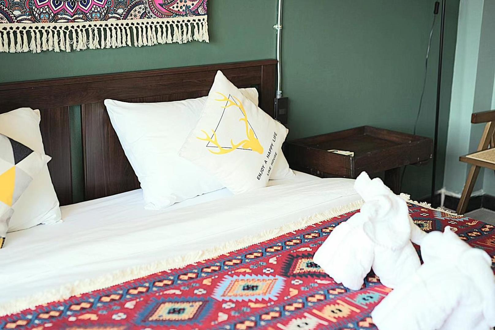 Elegant Lanna Guesthouse チエンマイ エクステリア 写真