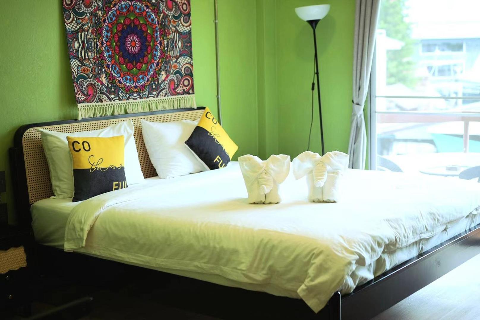 Elegant Lanna Guesthouse チエンマイ エクステリア 写真
