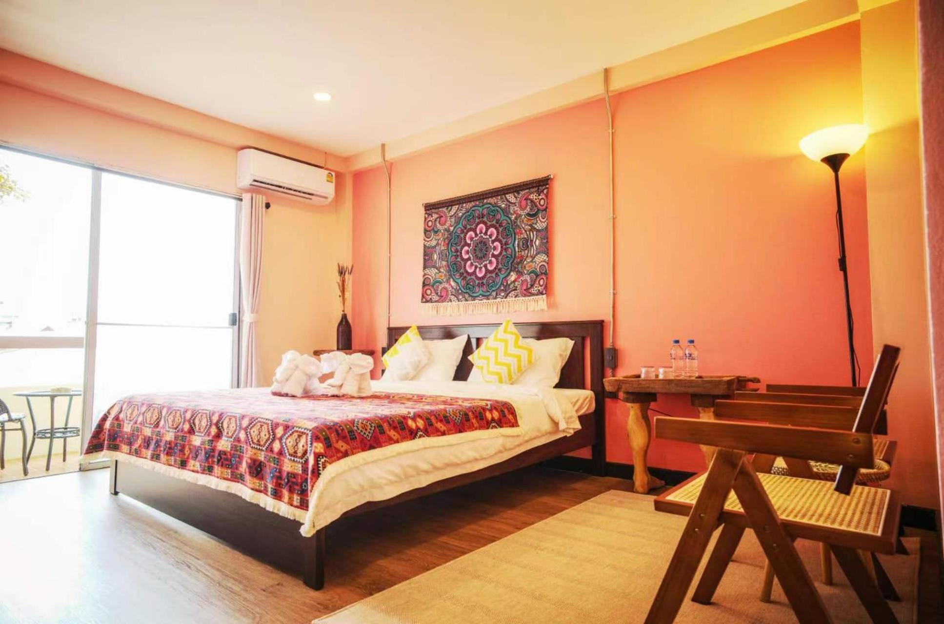 Elegant Lanna Guesthouse チエンマイ エクステリア 写真
